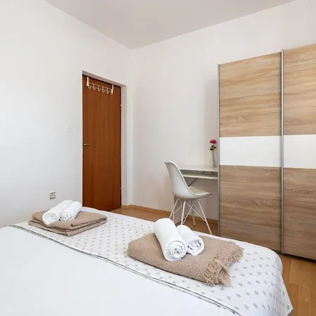 Holiday home Ferienhaus Mit Privatpool Fur 8 Personen Ca 146 Qm In Bilice, Dalmatien Norddalmatien Bilice