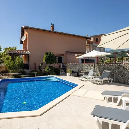 Ferienhaus Mit Privatpool Fur 8 Personen Ca 146 Qm In Bilice, Dalmatien Norddalmatien Holiday home