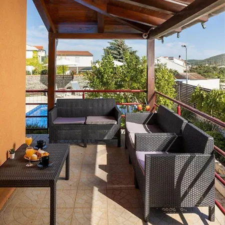 Ferienhaus Mit Privatpool Fur 8 Personen Ca 146 Qm In Bilice, Dalmatien Norddalmatien Holiday home